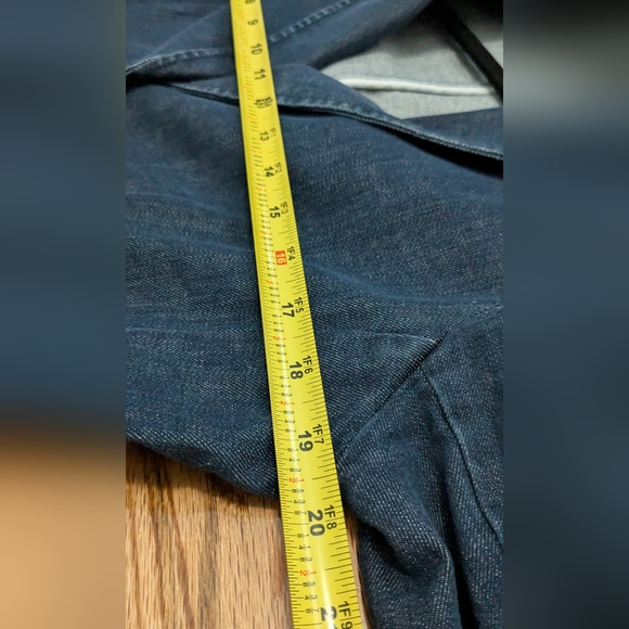 Talbots Blue Denim Tailored Blazer with Notched Lapels, Long Sleeves Sz 8 - Picture 10 of 10